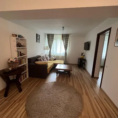 Apartment Sienna's Mountain View